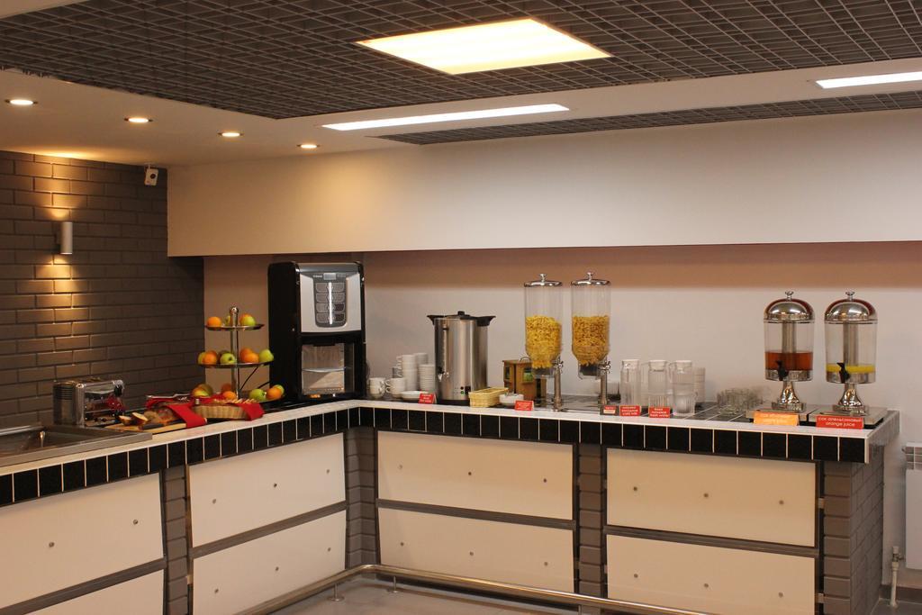 Chisto Hotel Gomel Eksteriør billede